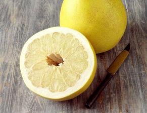 柚子猫吃瓜事件,网络热议背后的真相揭秘