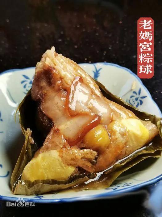 潮汕街头吃瓜,瓜香四溢，品味民俗风情